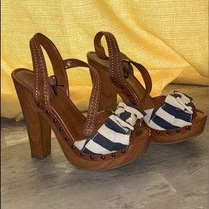 Jessica Simpson platform wood bow heels Brand new!